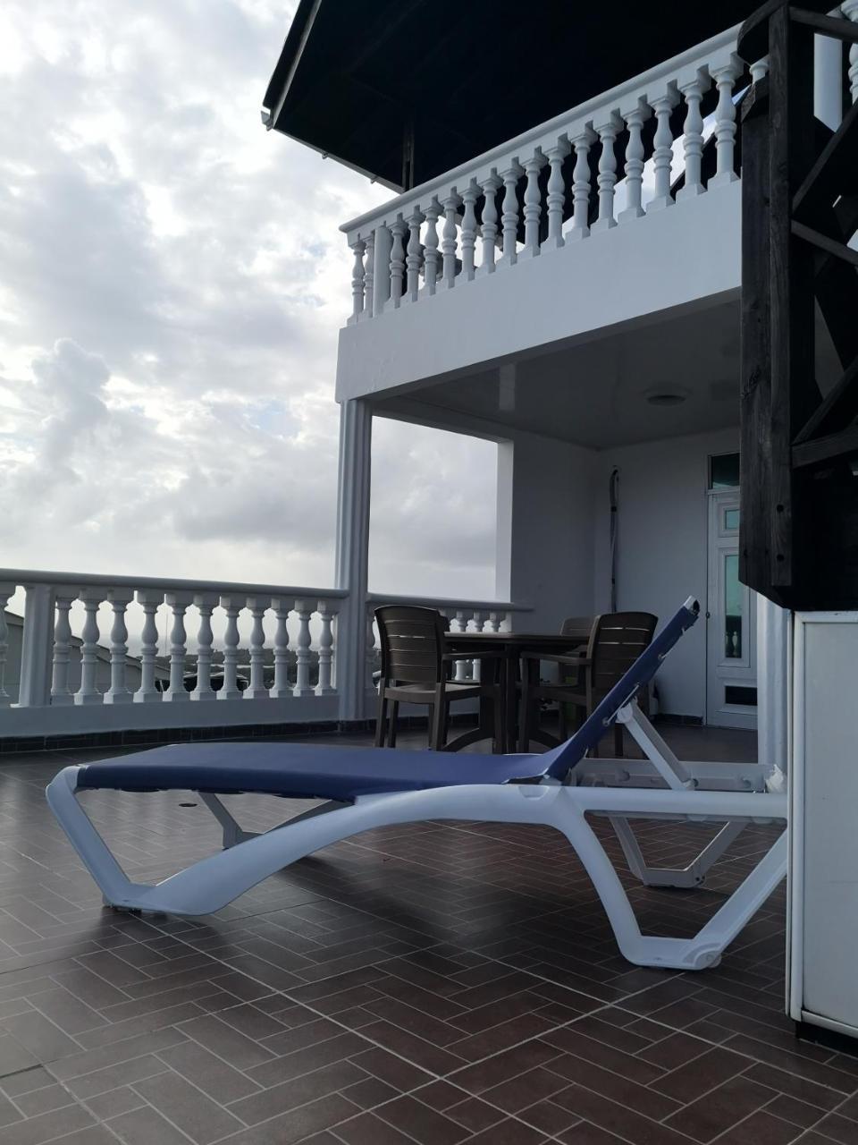 Apartamentos Turisticos Agua Luna San Andrés Eksteriør billede